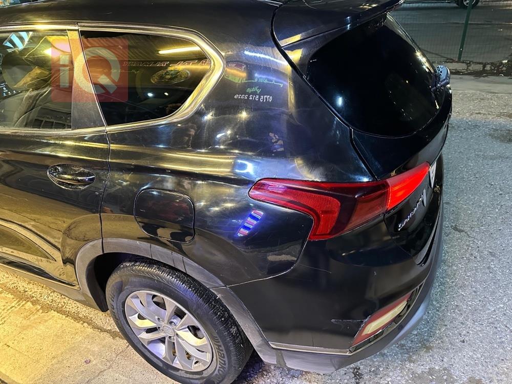 هيونداي سانتافي